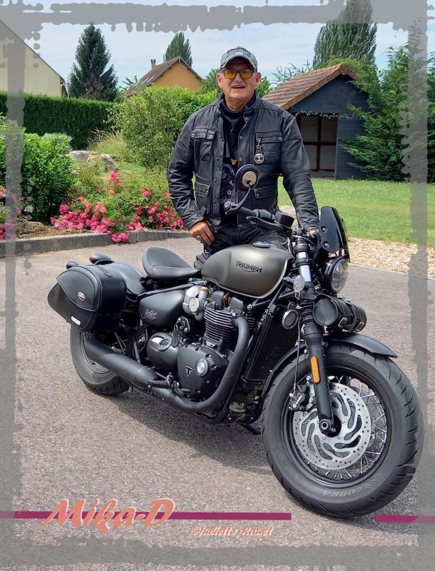  super 1200 bobber Triumph